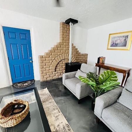 Los Casita Azul- Cozy Blue House Villa Los Lunas Exterior photo